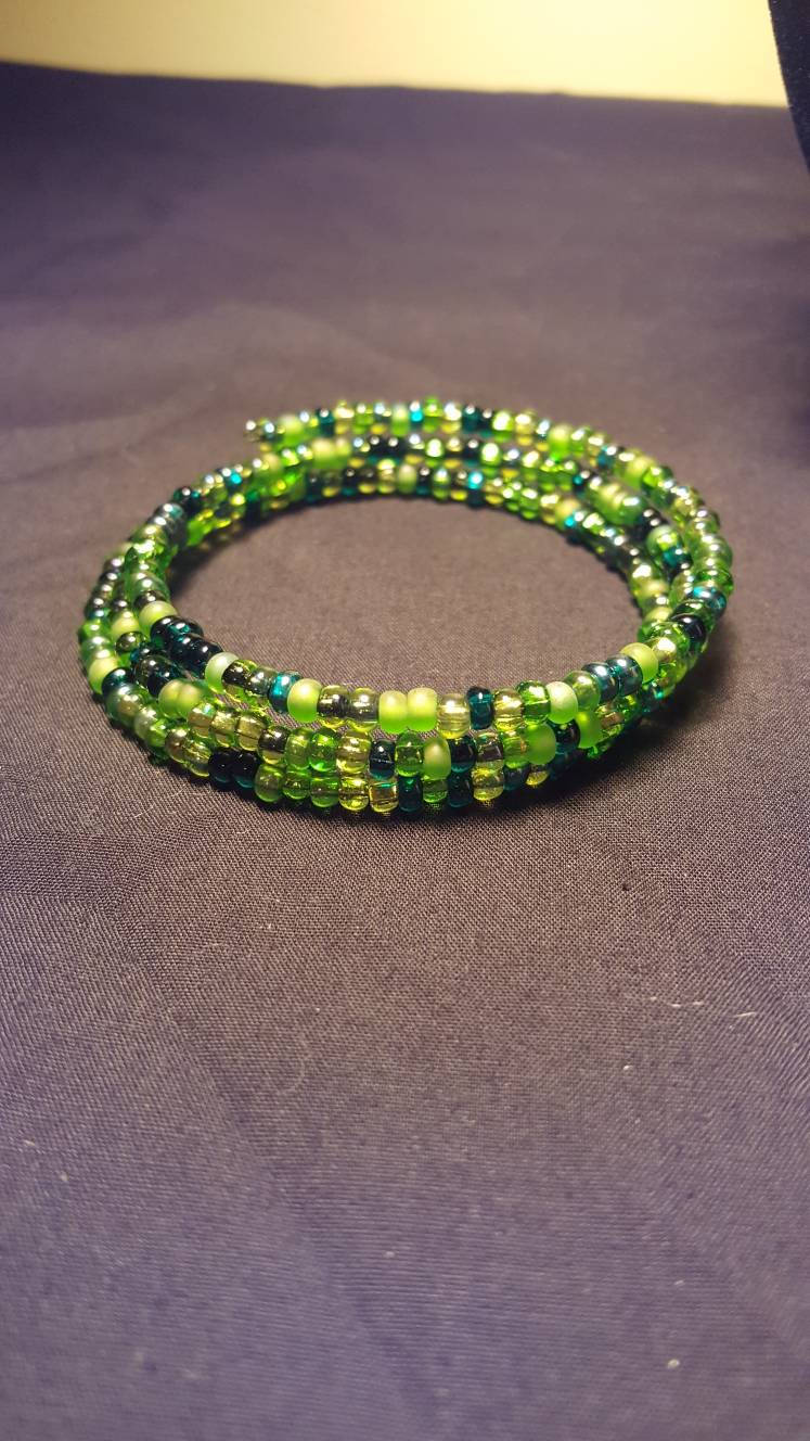 Deep Green - Memory Wire Bracelet