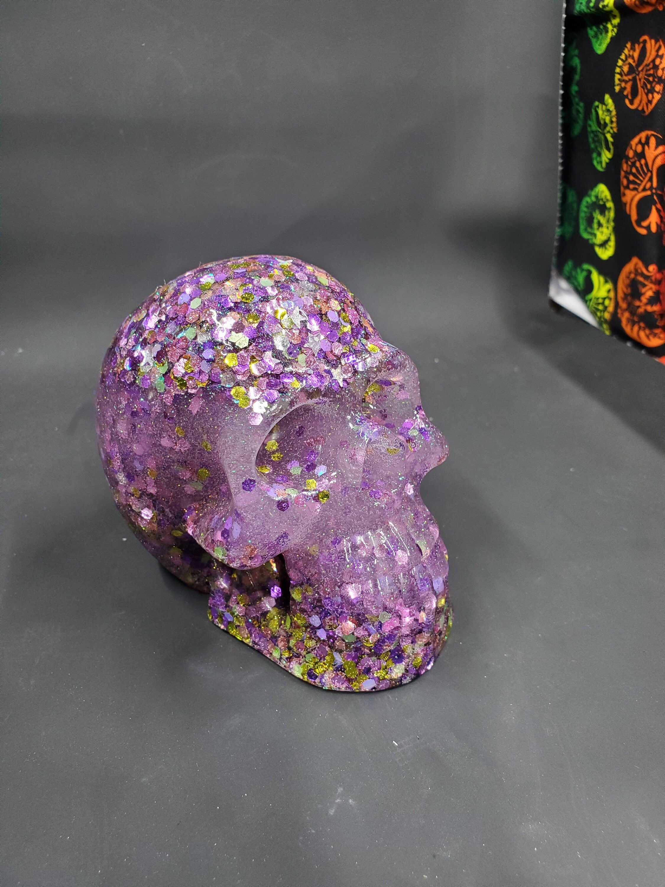 Purple Glitter Vomit - Basic Resin Skull