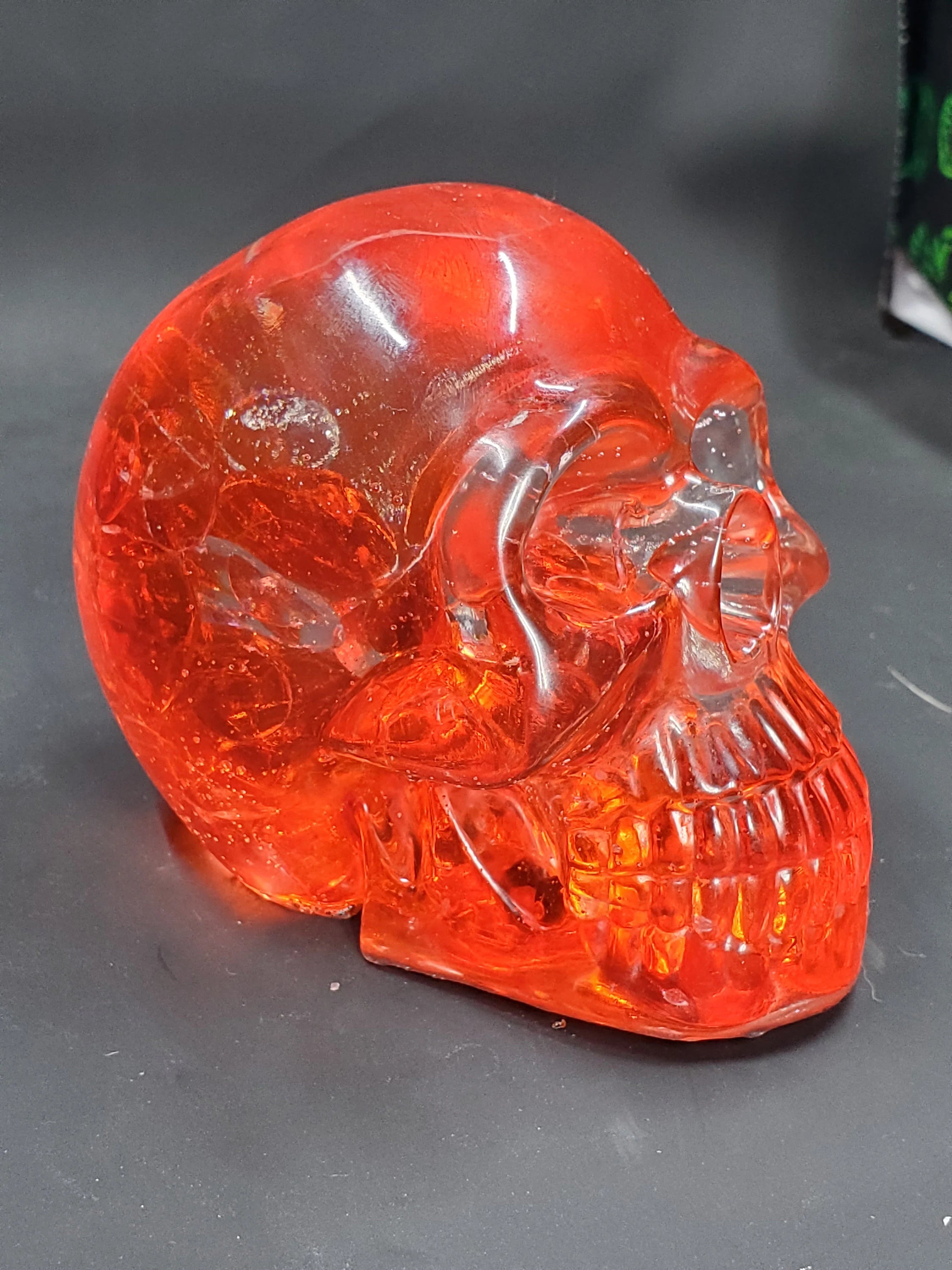 Red Gems - Basic Resin Skull