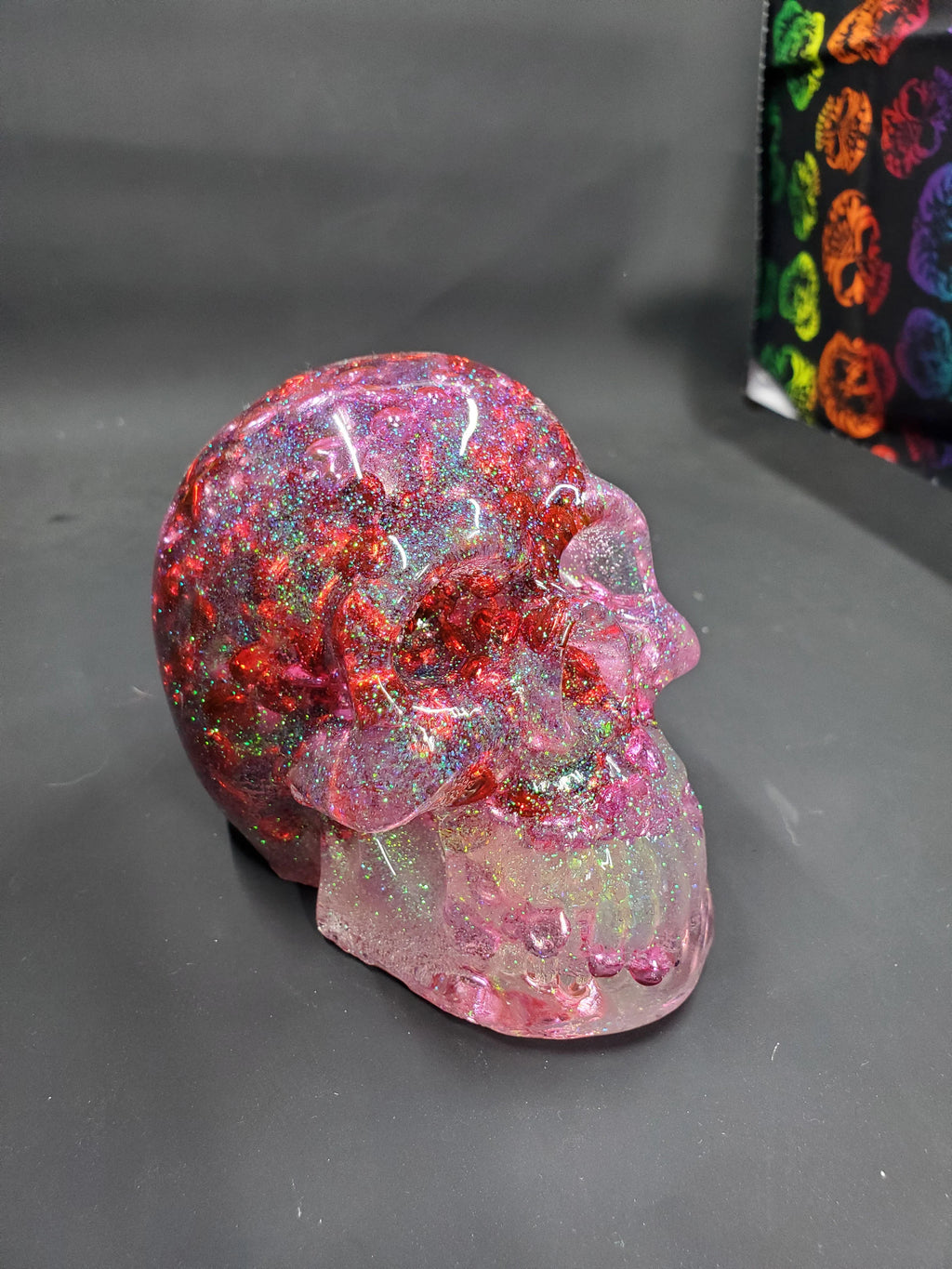 Glitter Heart - Basic Resin Skull
