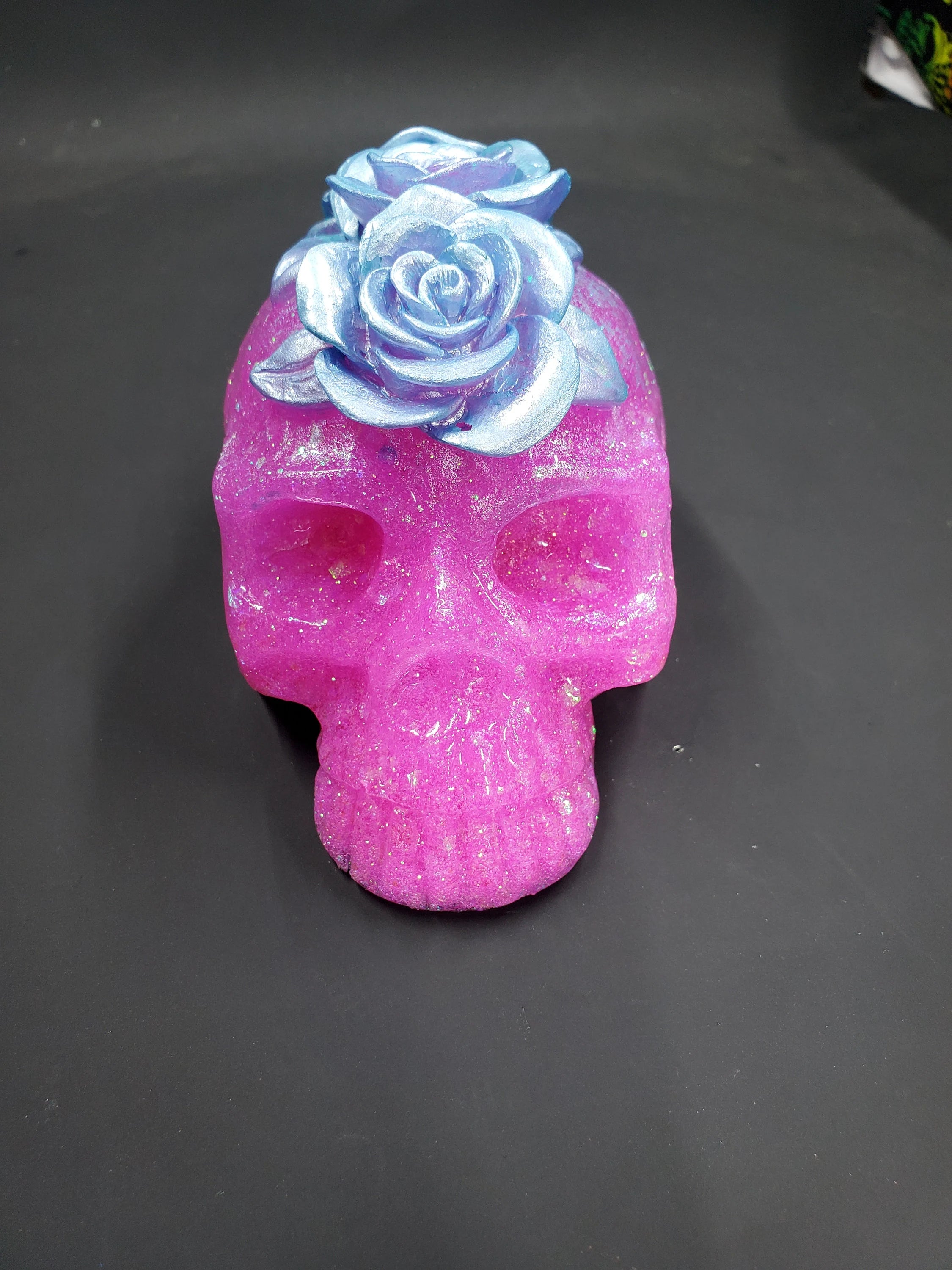 Cotton Candy - Rose Resin Skull
