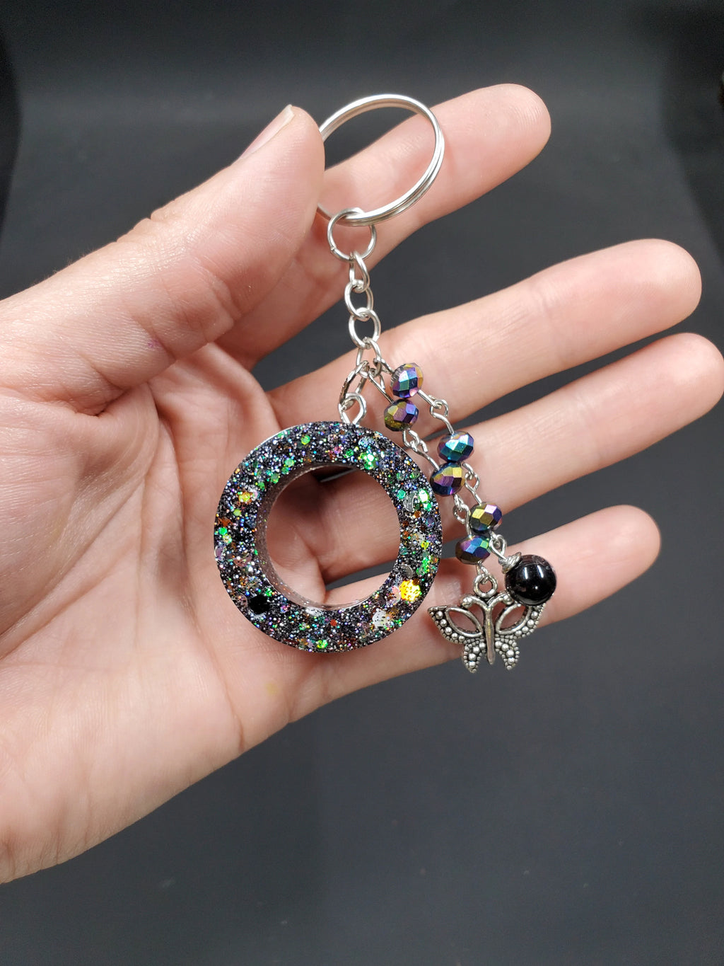 O - Grey Spook - Resin Key Chain