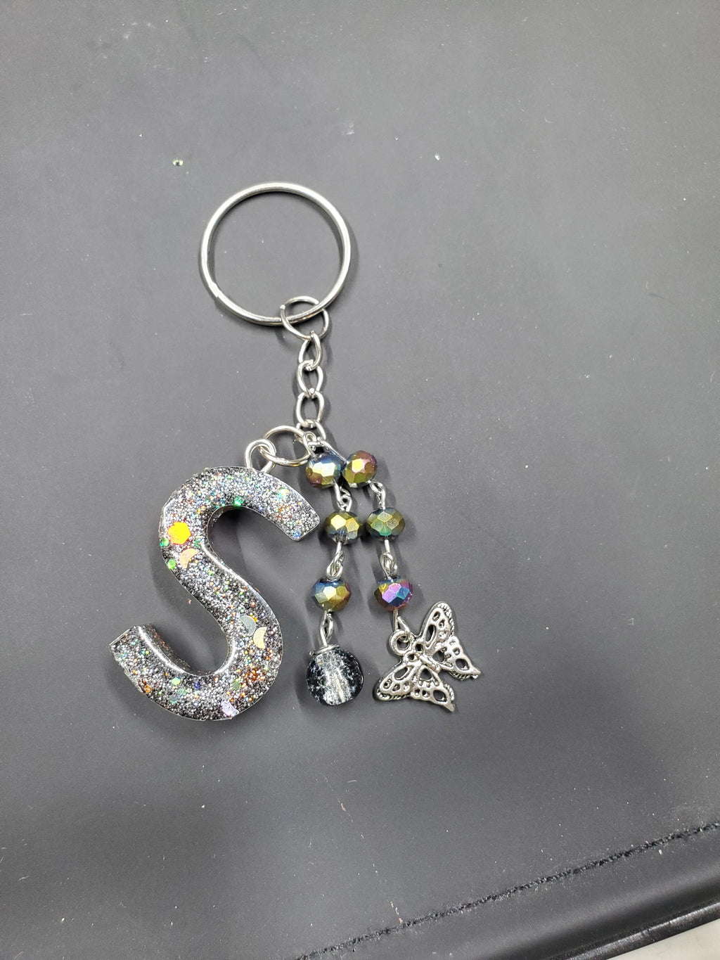 S - Grey Spook - Resin Key Chain