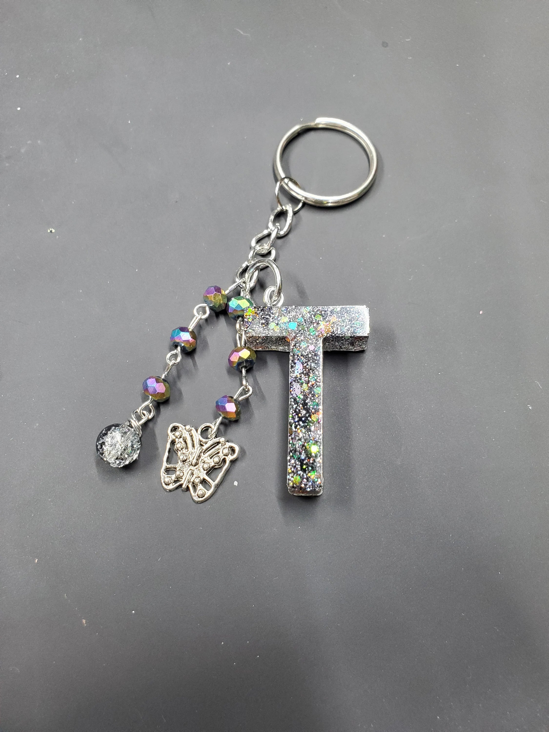 T - Grey Spook - Resin Key Chain