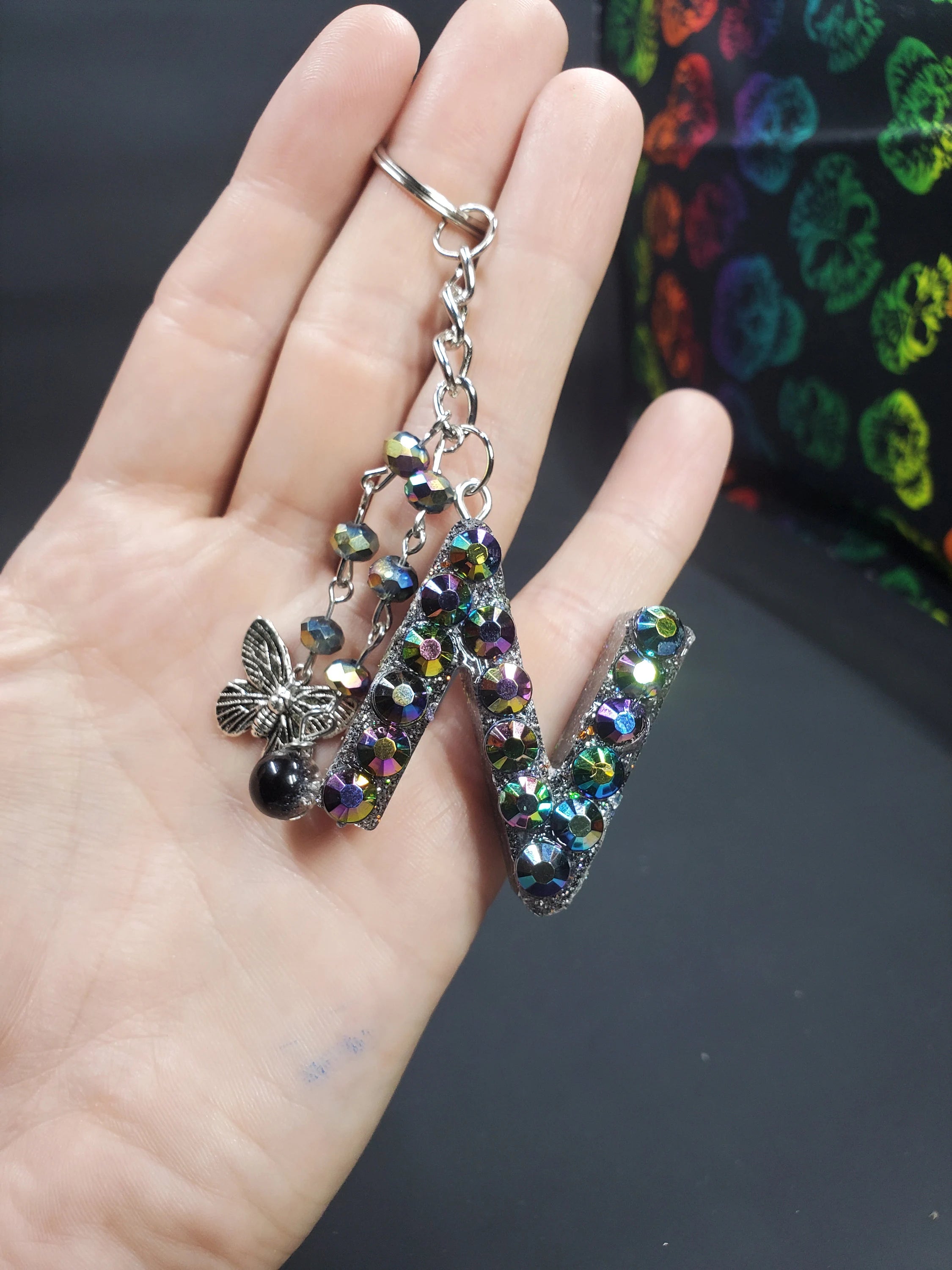 N - Grey Spook & Oil Bling - Resin Key Chain