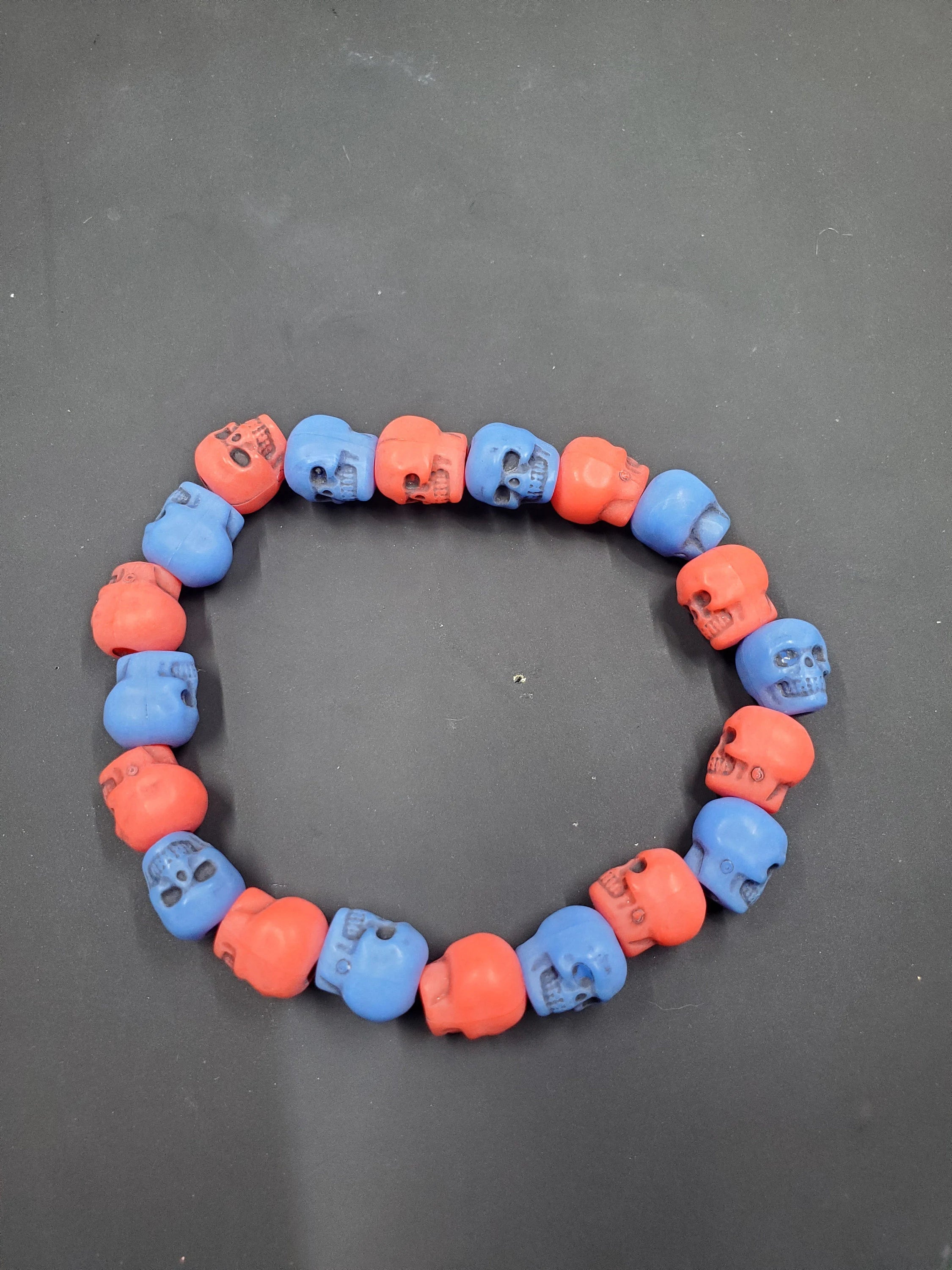 Red & Blue Skull - Beaded Bracelet