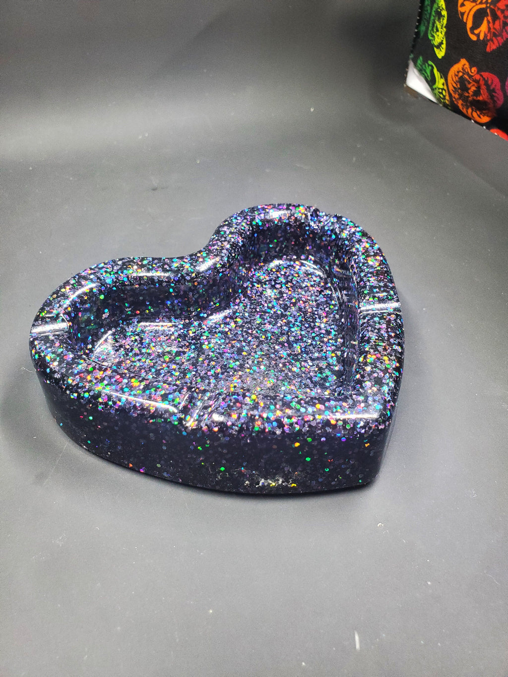 Black Rainbow Glitter - Heart Ash Tray