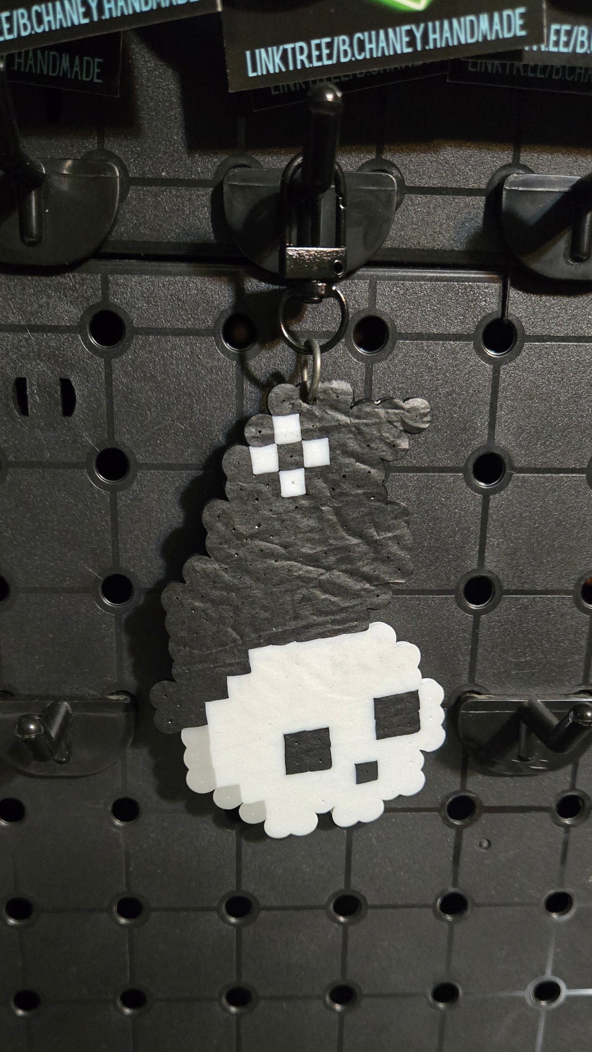 Raven with skull - Bag Charm